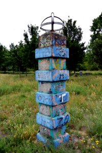 Skulptur im Seelgrabenpark (Berlin-Marzahn) 7v16