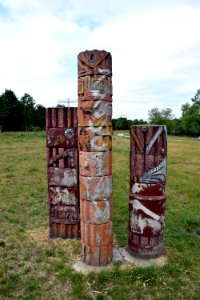 Skulptur im Seelgrabenpark (Berlin-Marzahn) 6v16