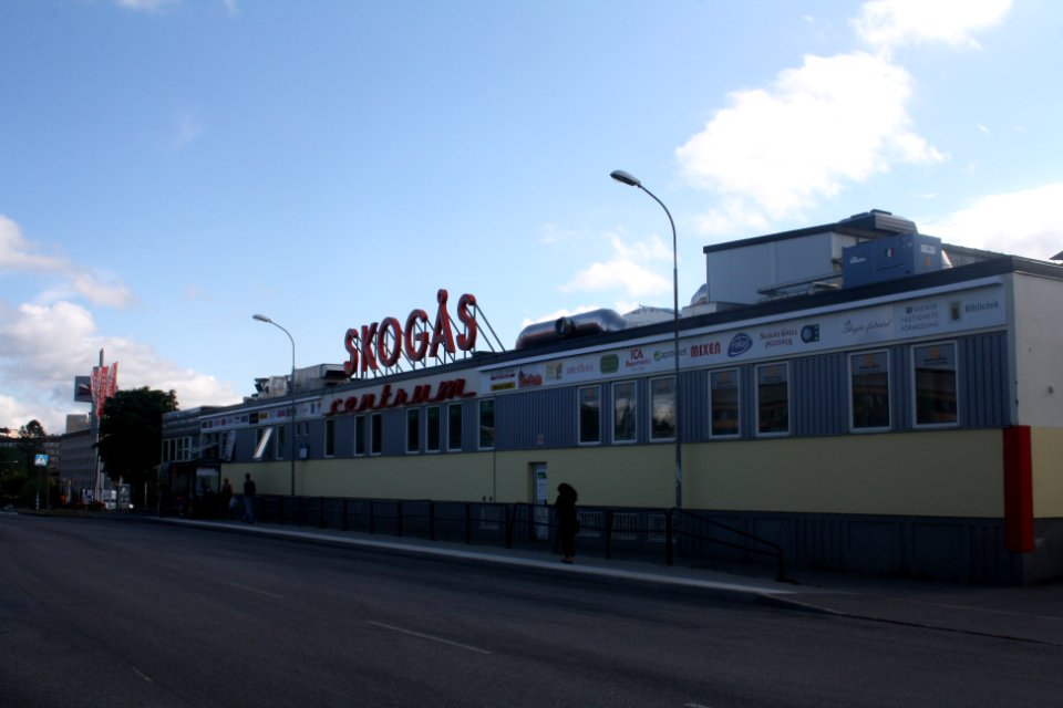 Skogås centrum 7