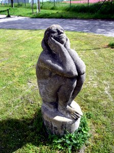 Skulptur am Theater am Park (Berlin-Biesdorf) 1v3