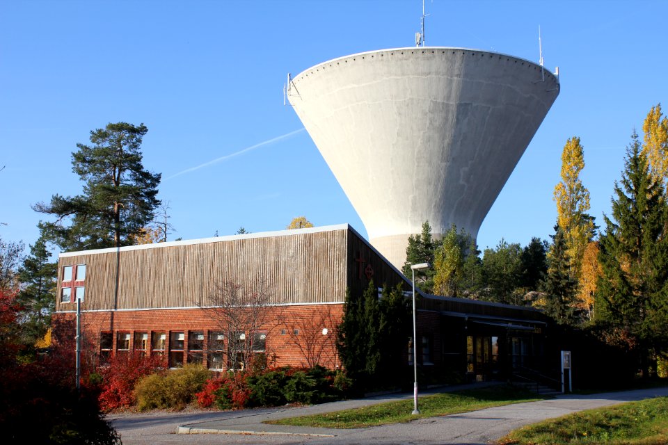 Skogsängskyrkan, vattentorn (1)