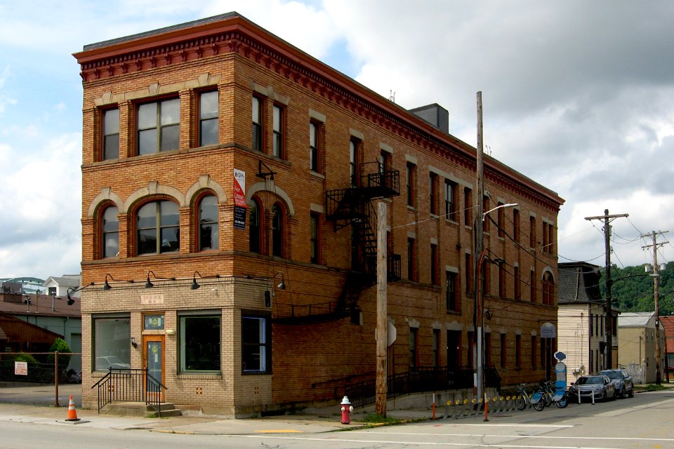SK Sokol, South Side, Pittsburgh (corner view)