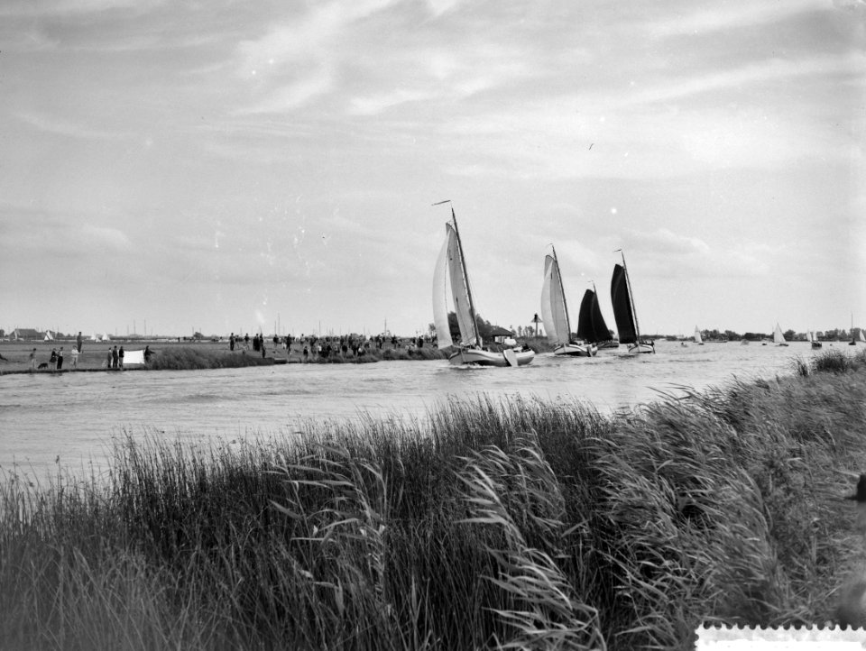 Skutsjesilen op de Friese Meren, Bestanddeelnr 911-4655