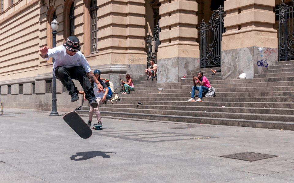 Skateboarding in São Paulo 05
