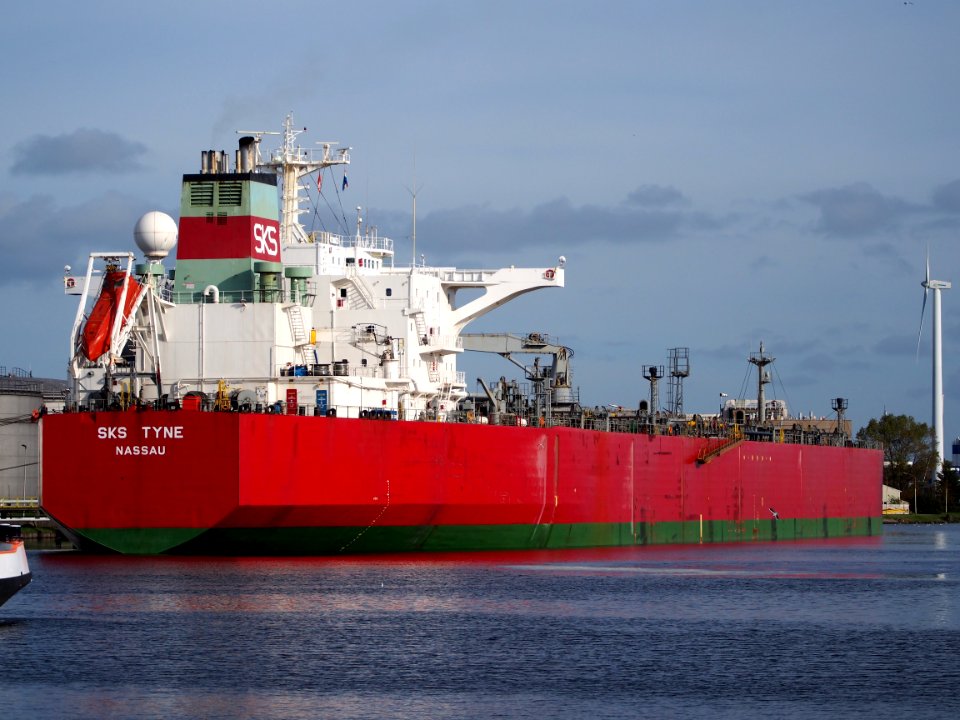 SKS Tyne (ship, 1996), IMO 9116955, MMSI 311000210, Callsign C6BA7, Port of Amsterdam
