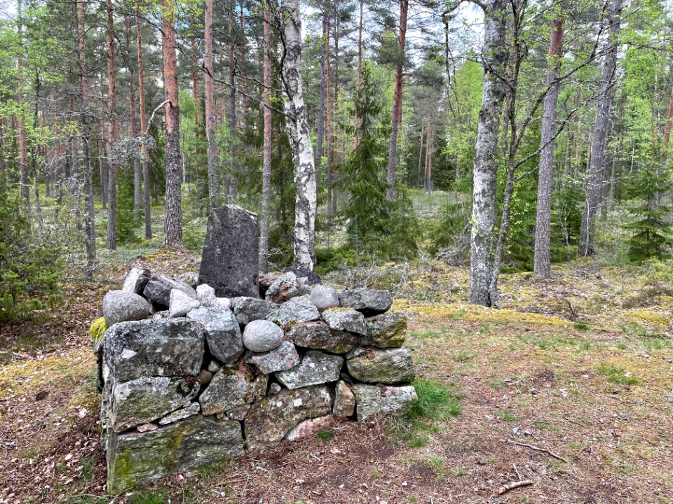 Skirtorpssjön milsten