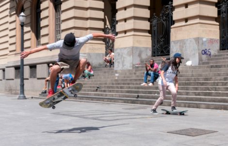 Skateboarding in São Paulo 02