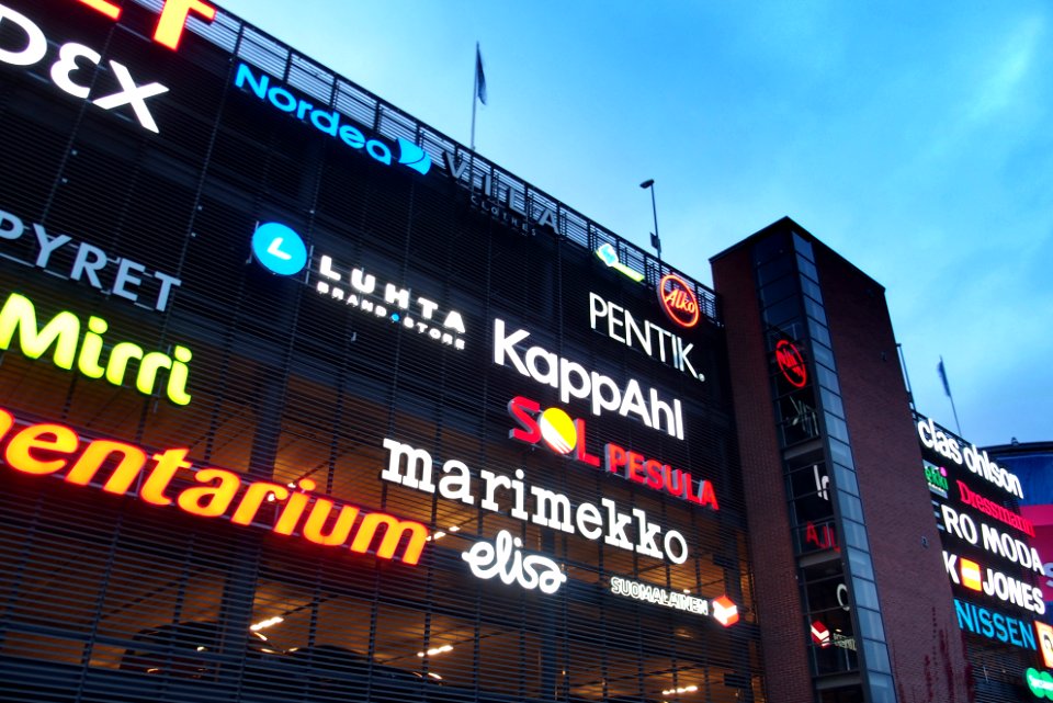 Skanssi neon lights from near