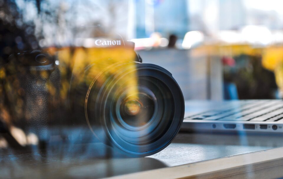 Dslr technology content