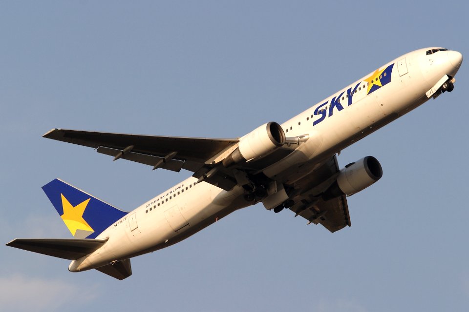 SkymarkAirlines B767-300ER fukuoka 20081212153532