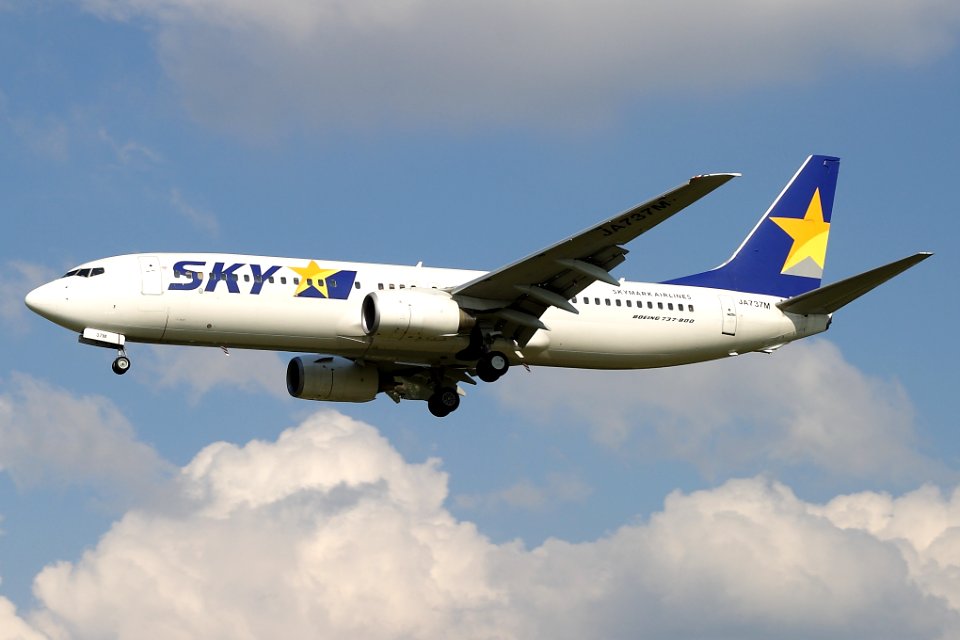 SkymarkAirlines B737-800 fukuoka 20090913153936