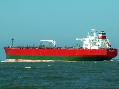 SKS Tugela - IMO 9133460 - Callsign LACN5 - p3 leaving Port of Rotterdam, Holland 08-Apr-2006