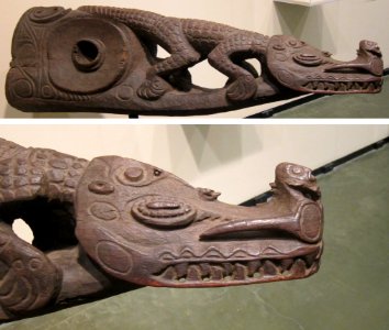 Slit gong drum finial, Papua New Guinea, Iatmul people, Middle Sepik River region, carved wood, Honolulu Academy of Arts