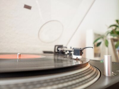 Vinyl playback device record player photo