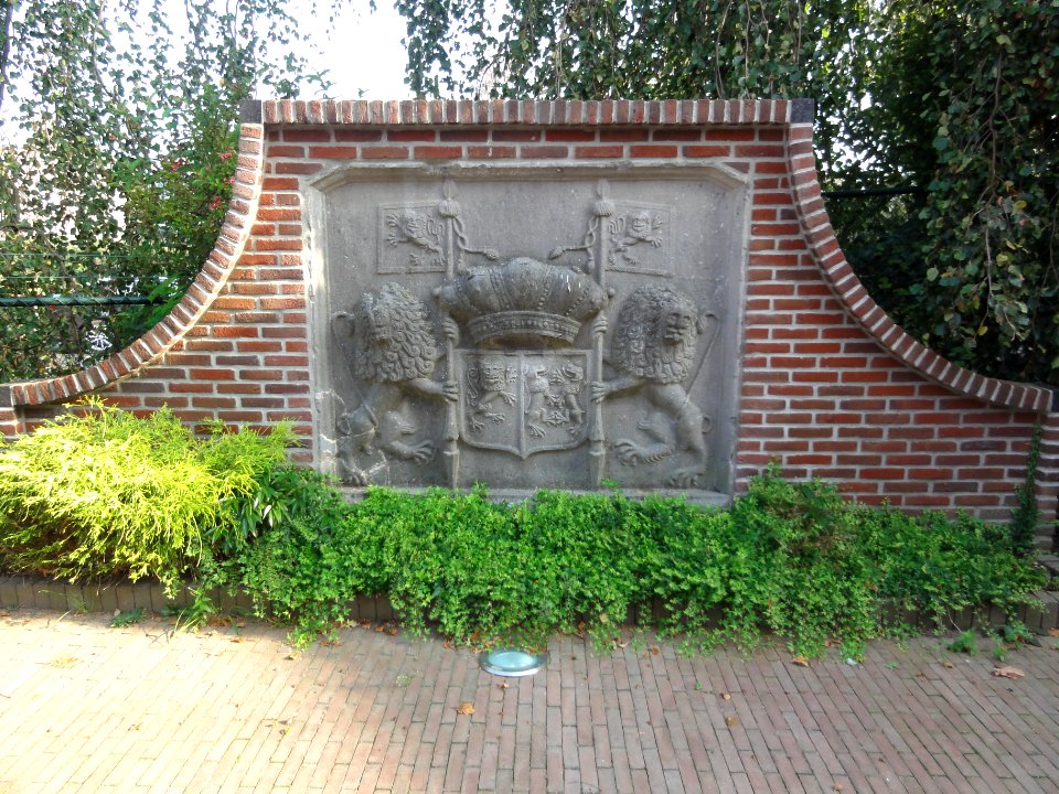 Smakt (Venray) wapenrelief bij St.Josefskapel