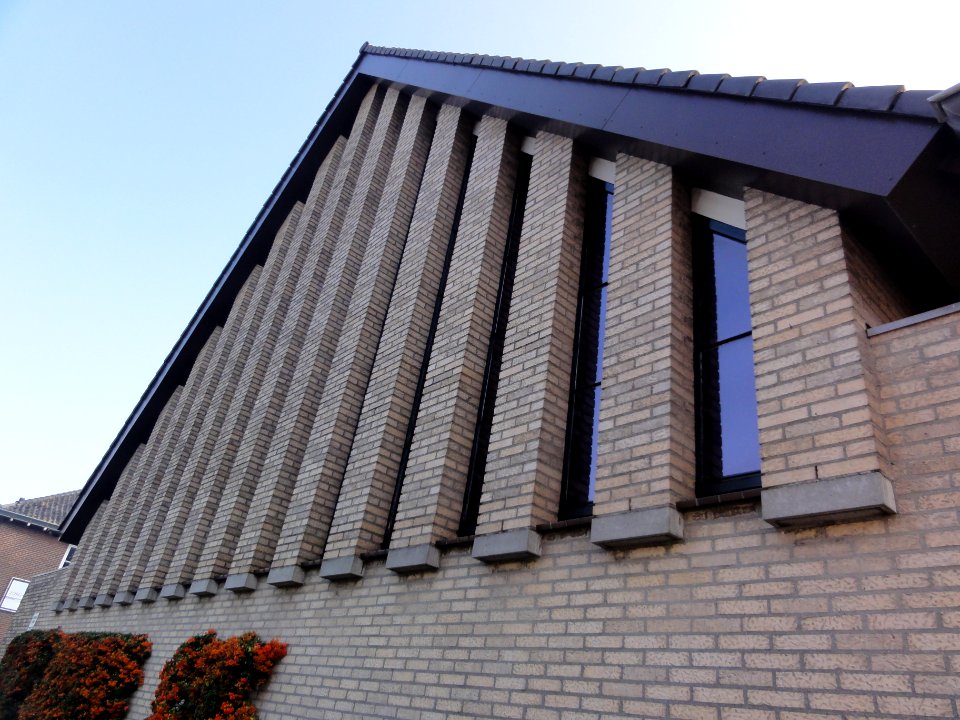 Smakt (Venray) nieuwe kerk, gevel straatzijde