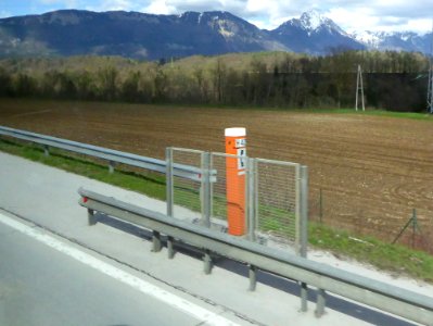 Slovenio, aŭtovoja kriztelefono, 2