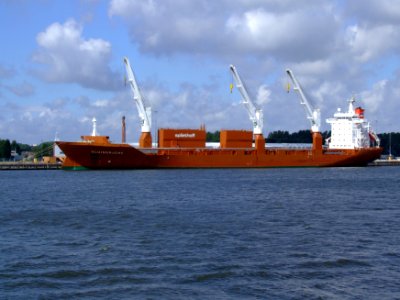 SLUISGRACHT - MMSI 244903000 - IMO 9202522 at IJmuiden 07Jul2007 p1