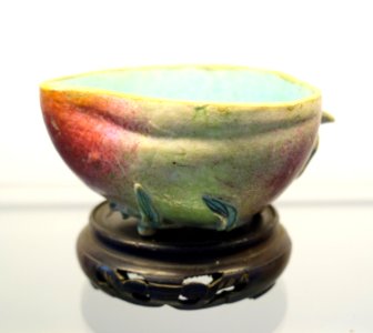 Small bowl from China, 18th century, stoneware - Museum of Vietnamese History - Ho Chi Minh City - DSC05865