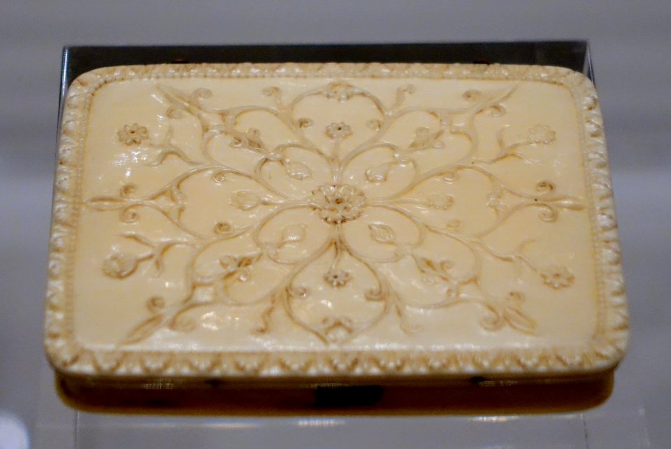 Small box, North India, Mughal style, 17th-18th century, ivory - Ethnological Museum, Berlin - DSC01540