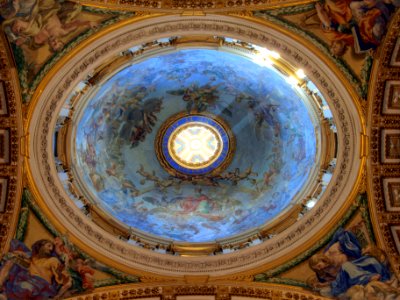 Small dome of Saint Peter's Basilica photo-008