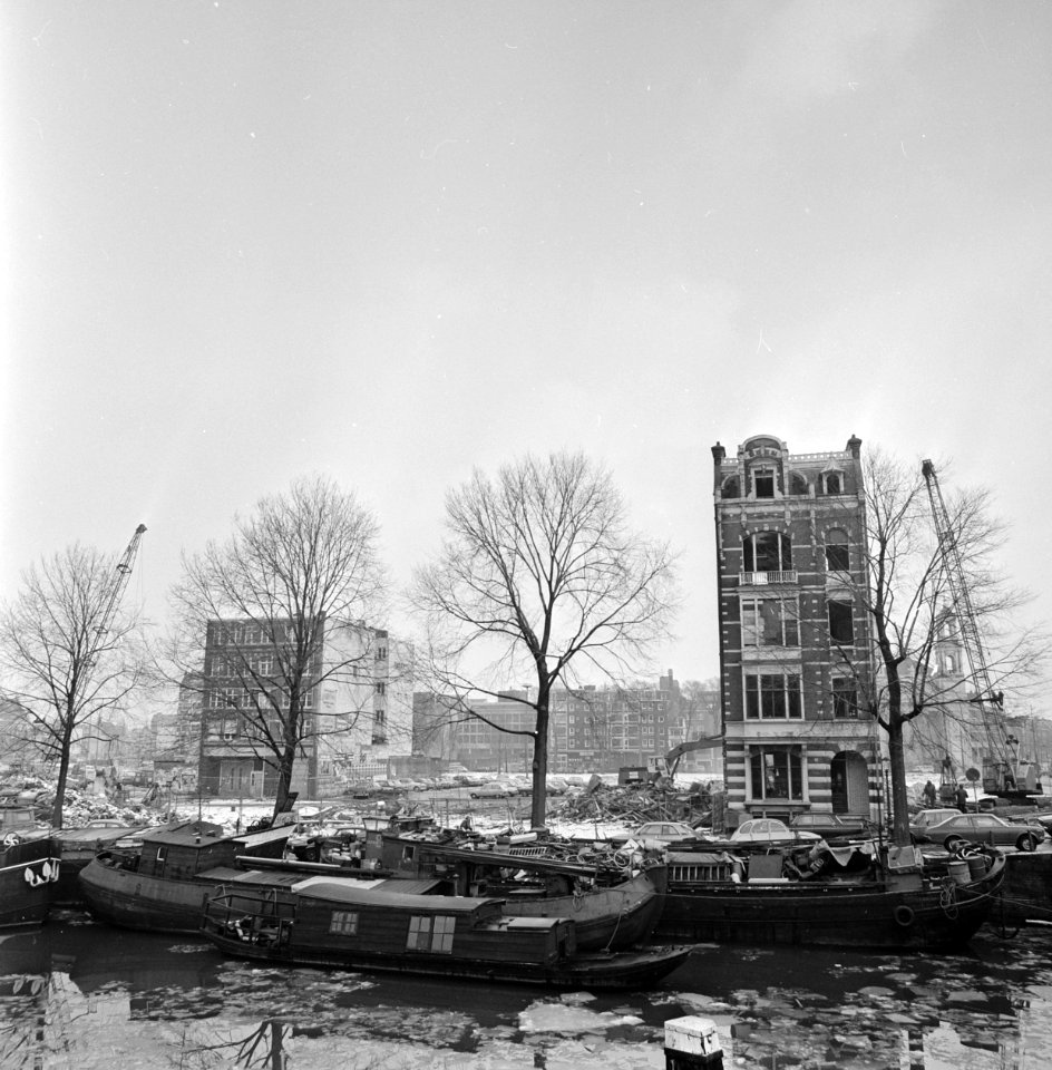 Sloop huizen Waterlooplein, Amsterdam voor bouw stadhuis, Bestanddeelnr 929-5710