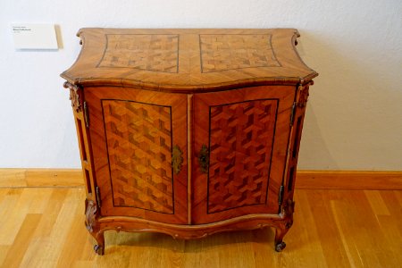 Small half-cabinet, Wurzburg, c. 1750 - Mainfränkisches Museum - Würzburg, Germany - DSC04598