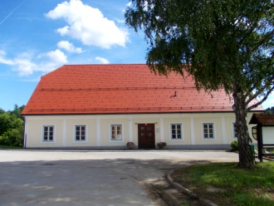 Slomšek House 04