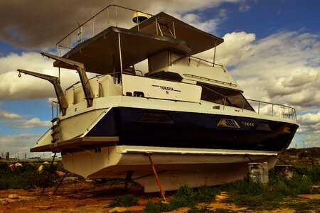 Yacht marine repairs