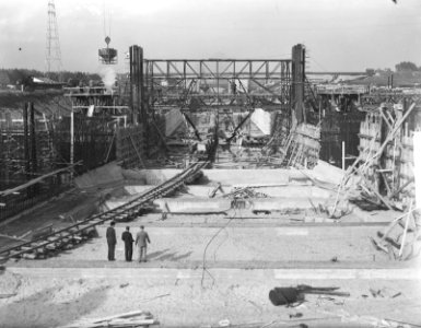Sluisbouw te Tiel in Amsterdam-Rijnkanaal, Bestanddeelnr 903-6546