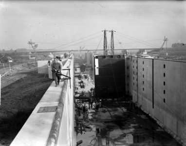Sluisdeur in sluis te Tiel, Bestanddeelnr 904-2331