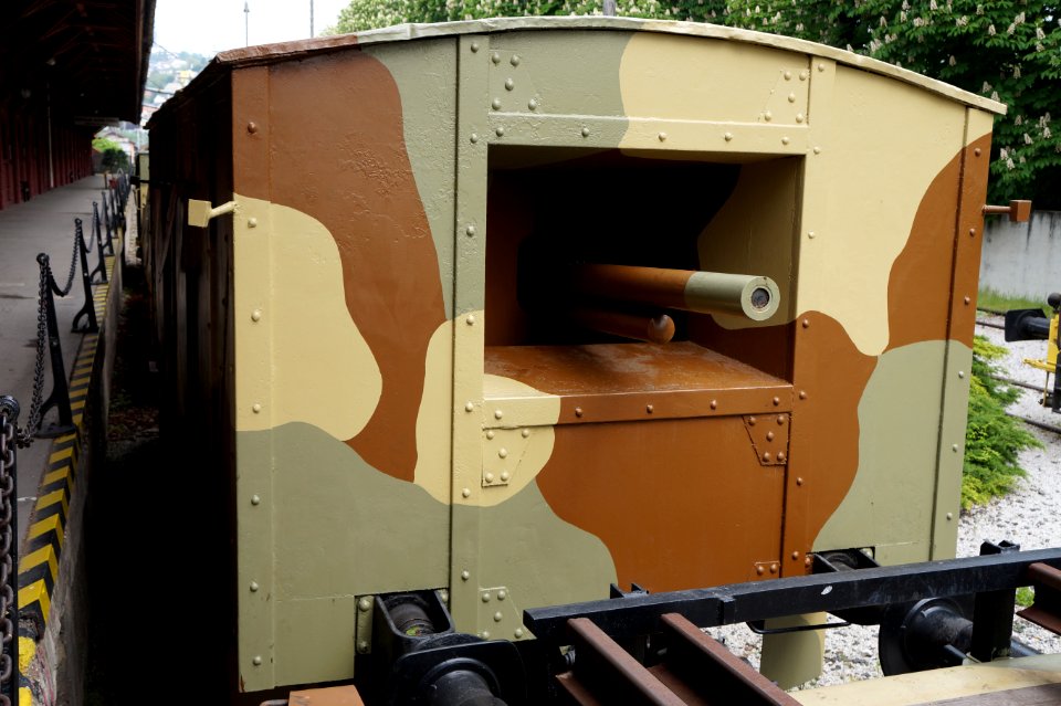 Slovak armoured train (photo 3 of 4)