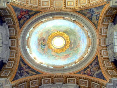Small dome of Saint Peter's Basilica photo-003