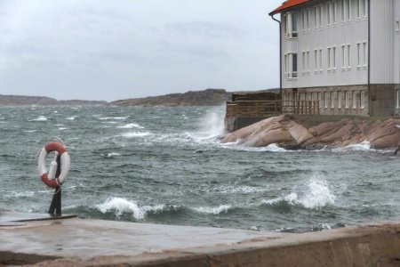 SLU - Havsfiskelaboratoriet during Storm Dennis 2