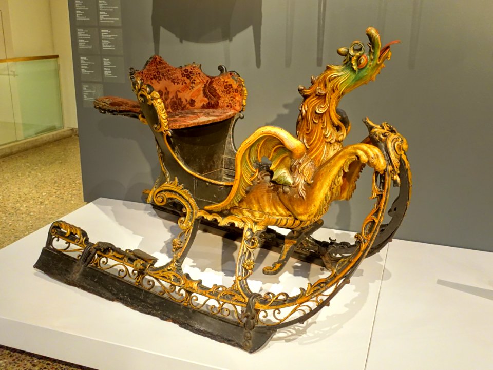 Sleigh, perhaps Germany, 1720-1750, painted and gilt wood, velvet, iron - Montreal Museum of Fine Arts - Montreal, Canada - DSC08967