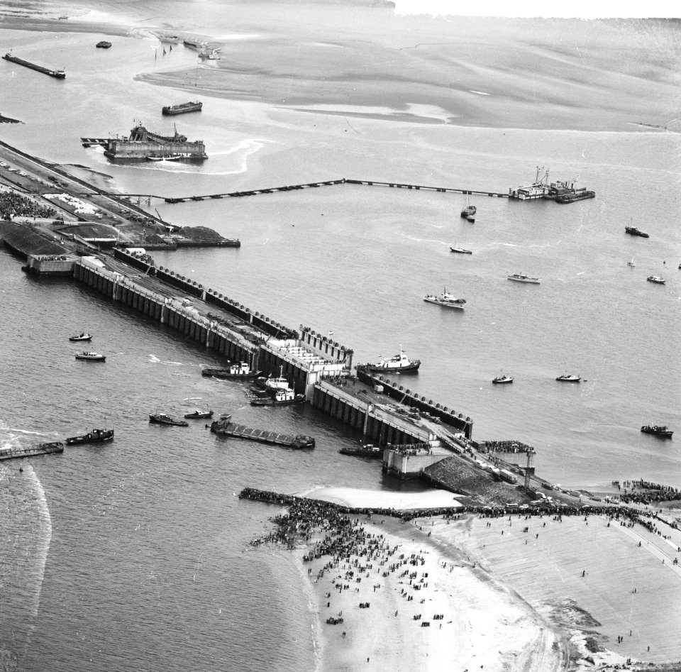 Sluiting Veerse Gat . Luchtfotos, Bestanddeelnr 912-4009