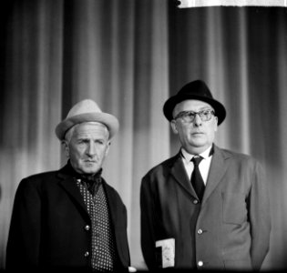 Sleeswijkrevue, Willy Walden en Piet Muyselaar in scene, Bestanddeelnr 916-8661