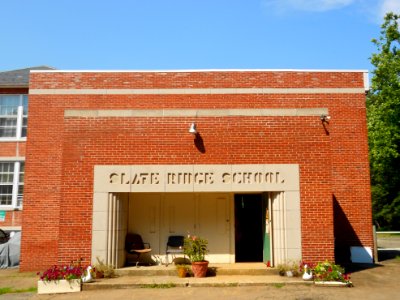 Slate Ridge School Art Deco