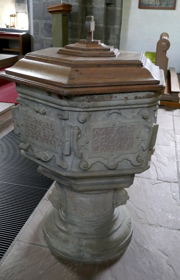 Sommersell - St. Peter- und Paul - Taufbecken