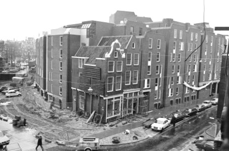 Sonestahotel aan Kattegat (Kattengat) in Amsterdam (bij Hekelveld) nadert voltoo, Bestanddeelnr 927-7169