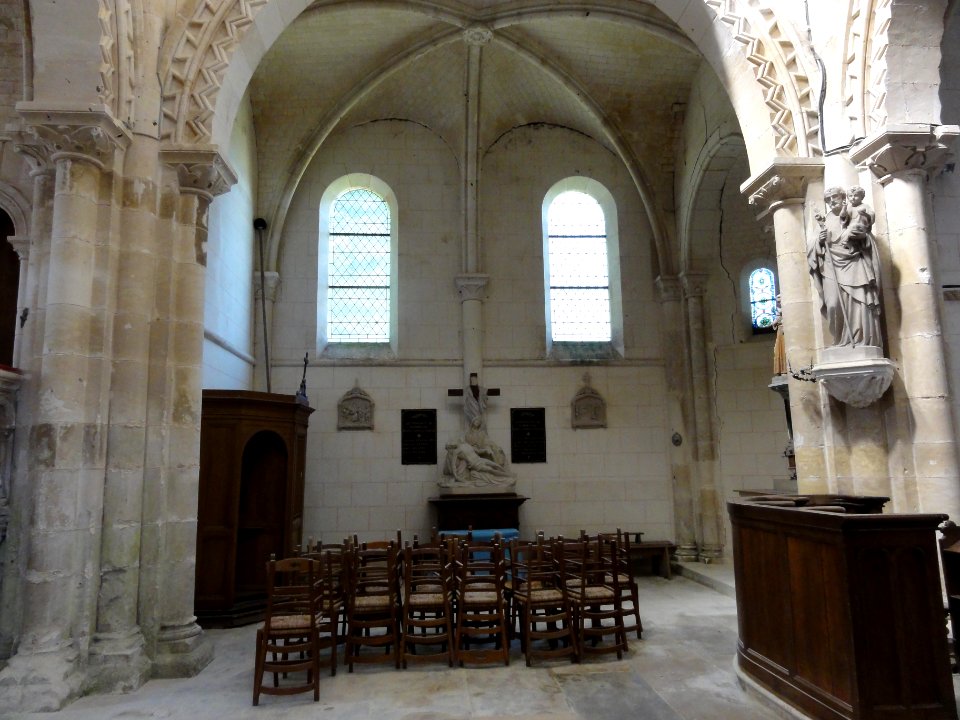 Sommesnil (Seine-Mar.) église, transept gauche