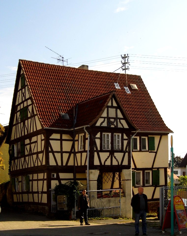 Sossenheim, Alt-Sossenheim 41