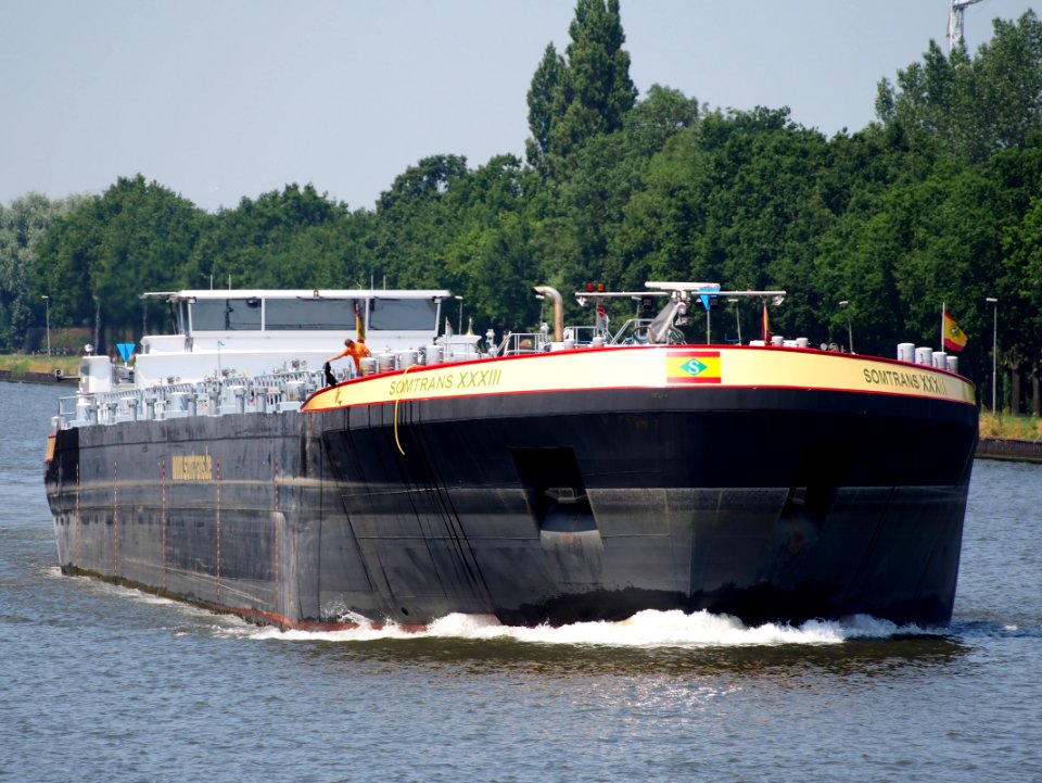 Somtrans XXXIII - ENI 02334844, Amsterdam-Rijnkanaal pic1
