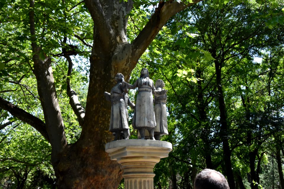 Some Newer Donations To The Park Are Also Very Beautiful And Stylish (158040895)