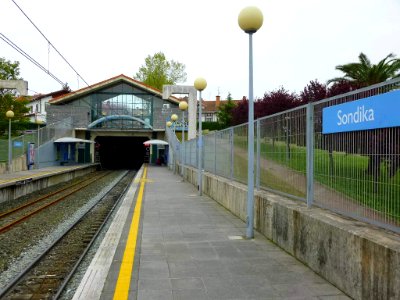 Sondika - Estación de Euskotren 3