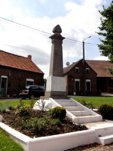 Sommaing (Nord, Fr) monument aux morts