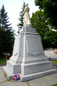 Soldiers' Monument - St. Johnsbury, Vermont - DSC04146