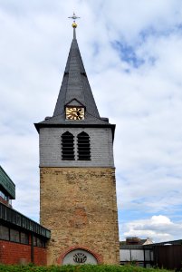 Sossenheim, Kirchturm kath. Kirche