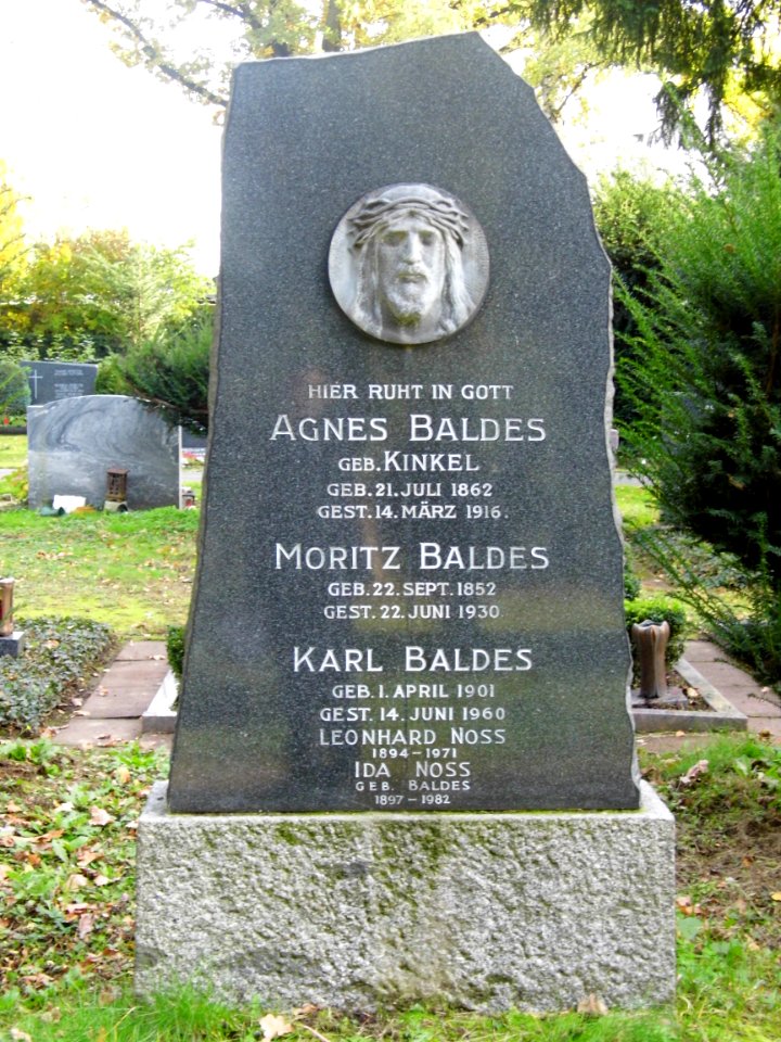 Sossenheim, Friedhof, Grab Baldes-Noss