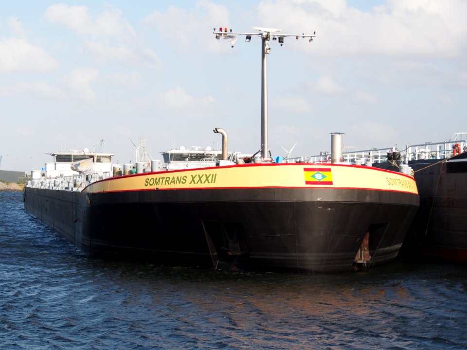 Somtrans XXXII (ship, 2013) Kegelligplaats Afrikahaven, Port of Amsterdam pic2